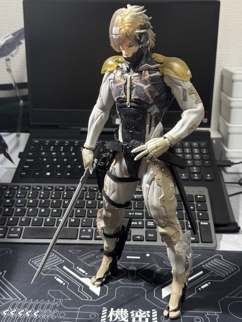 メディコムトイ メタルギアソリッド4 雷電