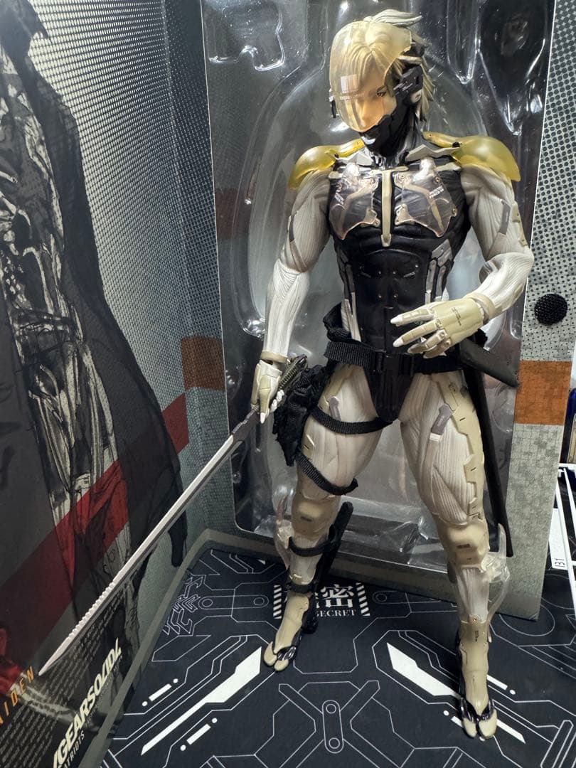 メディコムトイ メタルギアソリッド4 雷電