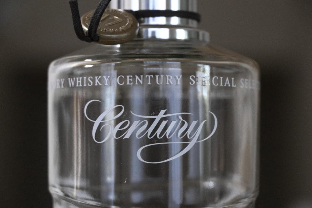 空瓶４本セット（マッカラン  1978・山崎18年箱付・ミレニアム2000箱付）