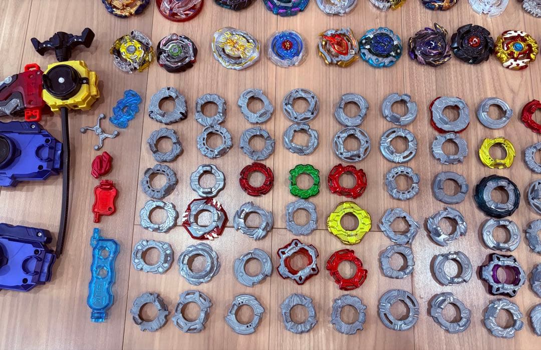 ベイブレードまとめ売り 〈最終価格、早い者勝ち〉