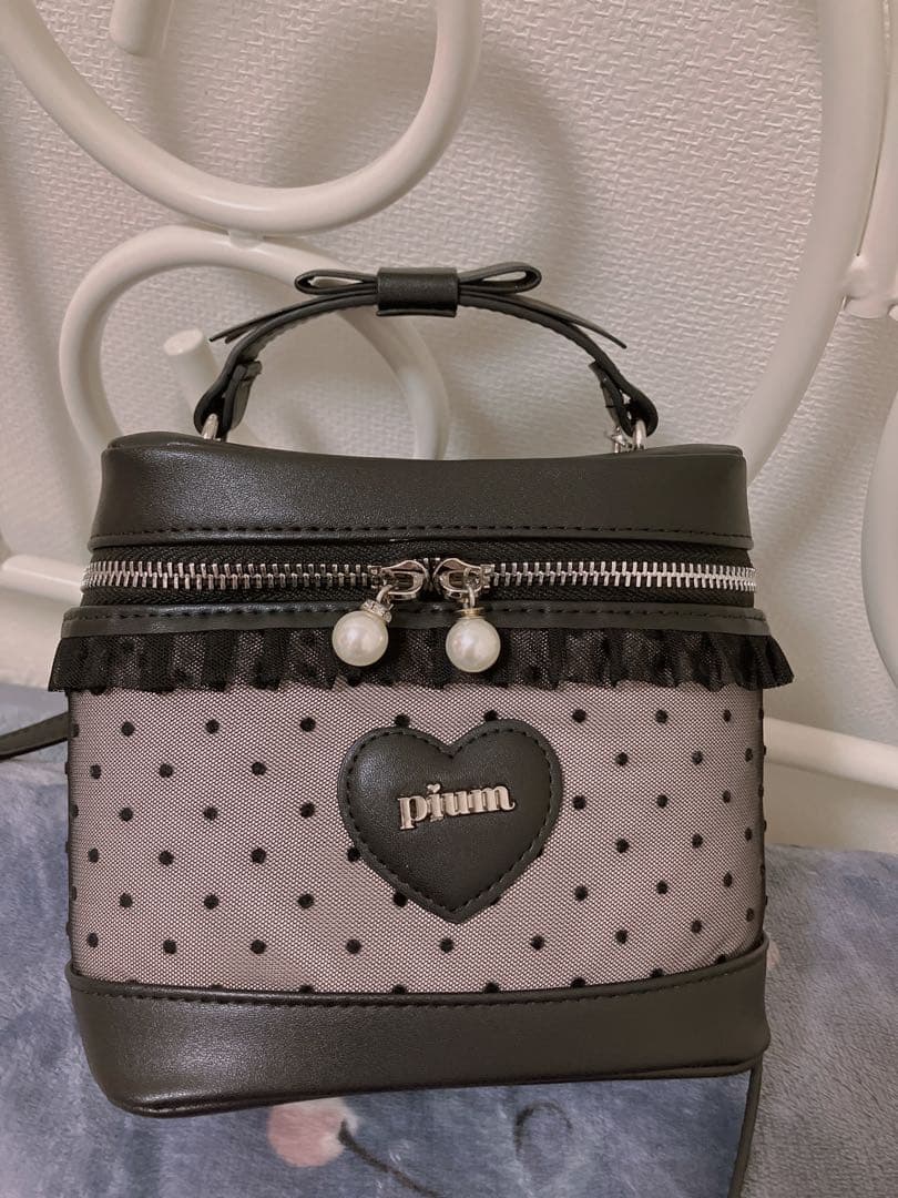 pium ハートドットチュールバニティバッグ　ピンクブラック