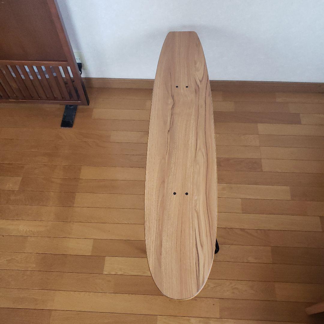 【ROOM ESSENCE/スケートボードテーブル】