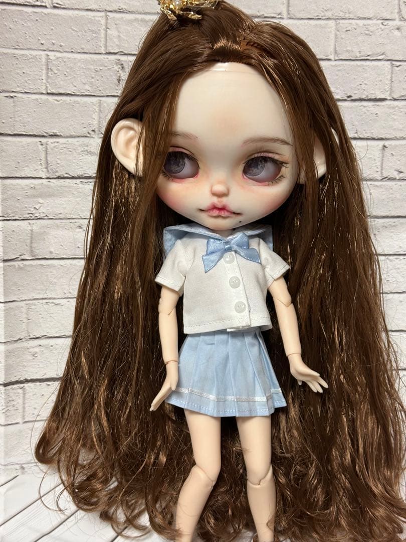 アイシードール本体　女の子　アウトフィット付き