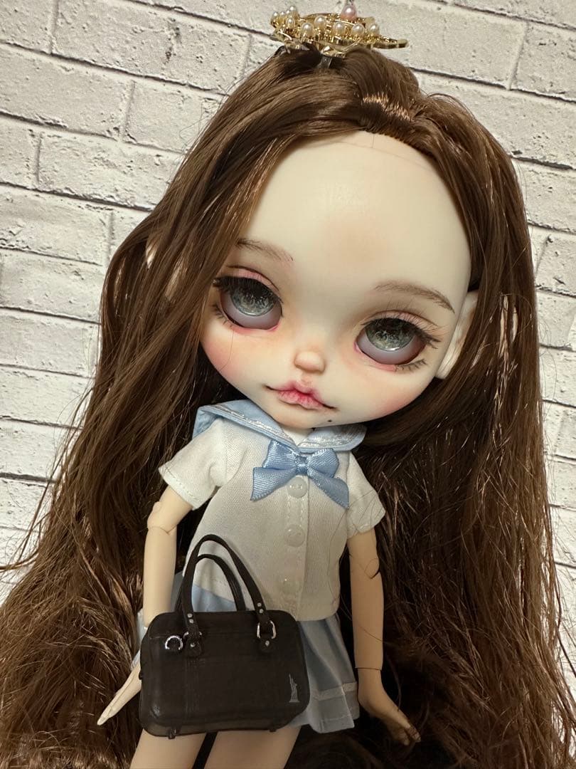 アイシードール本体　女の子　アウトフィット付き