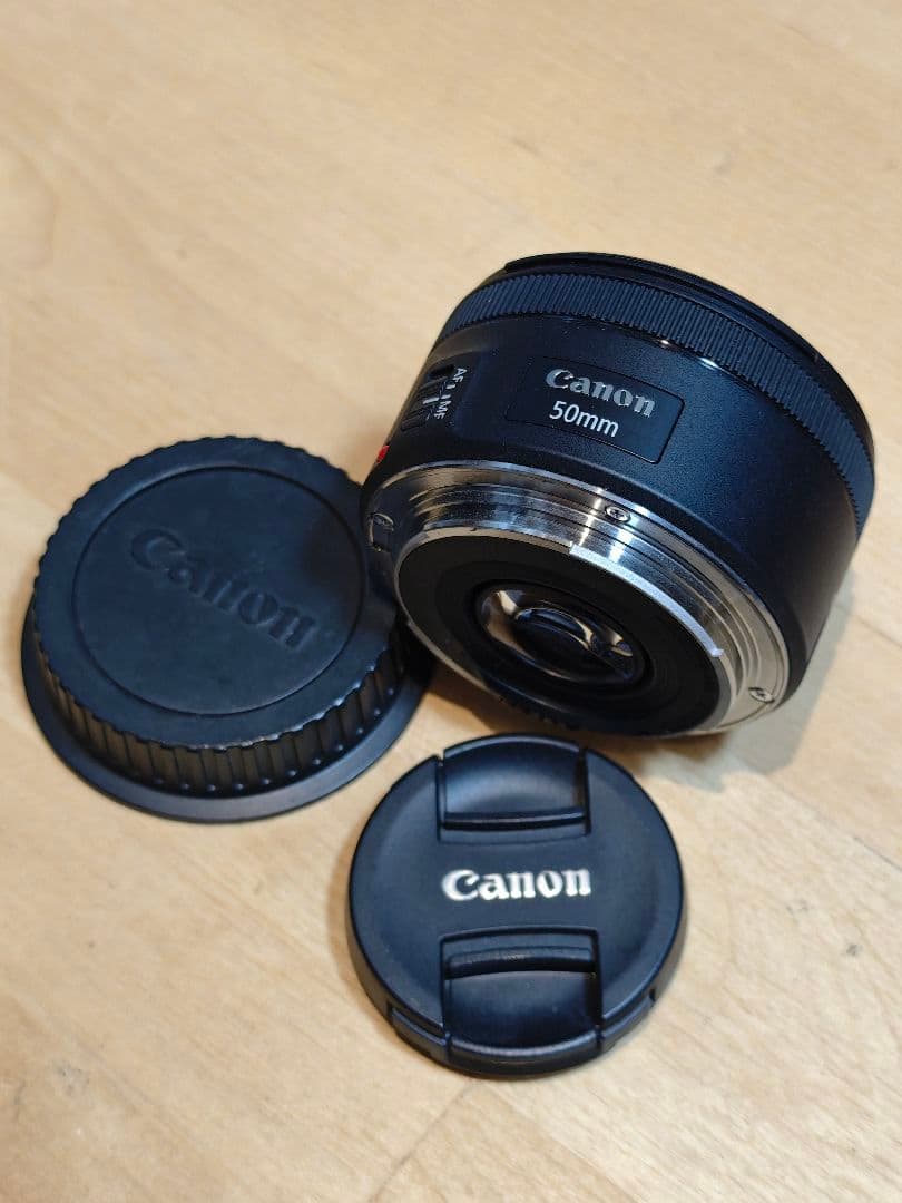Canon EF 50mm f/1.8 STM レンズ