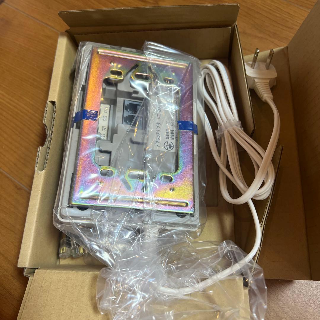 新品、未使用Panasonic ドアホンアダプタ VE-DA10 グレー