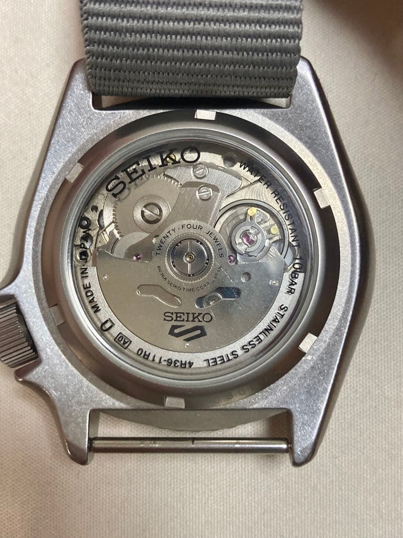 レア！美品！SEIKO 5 スポーツ セメントボーイ 自動巻き SBSA127