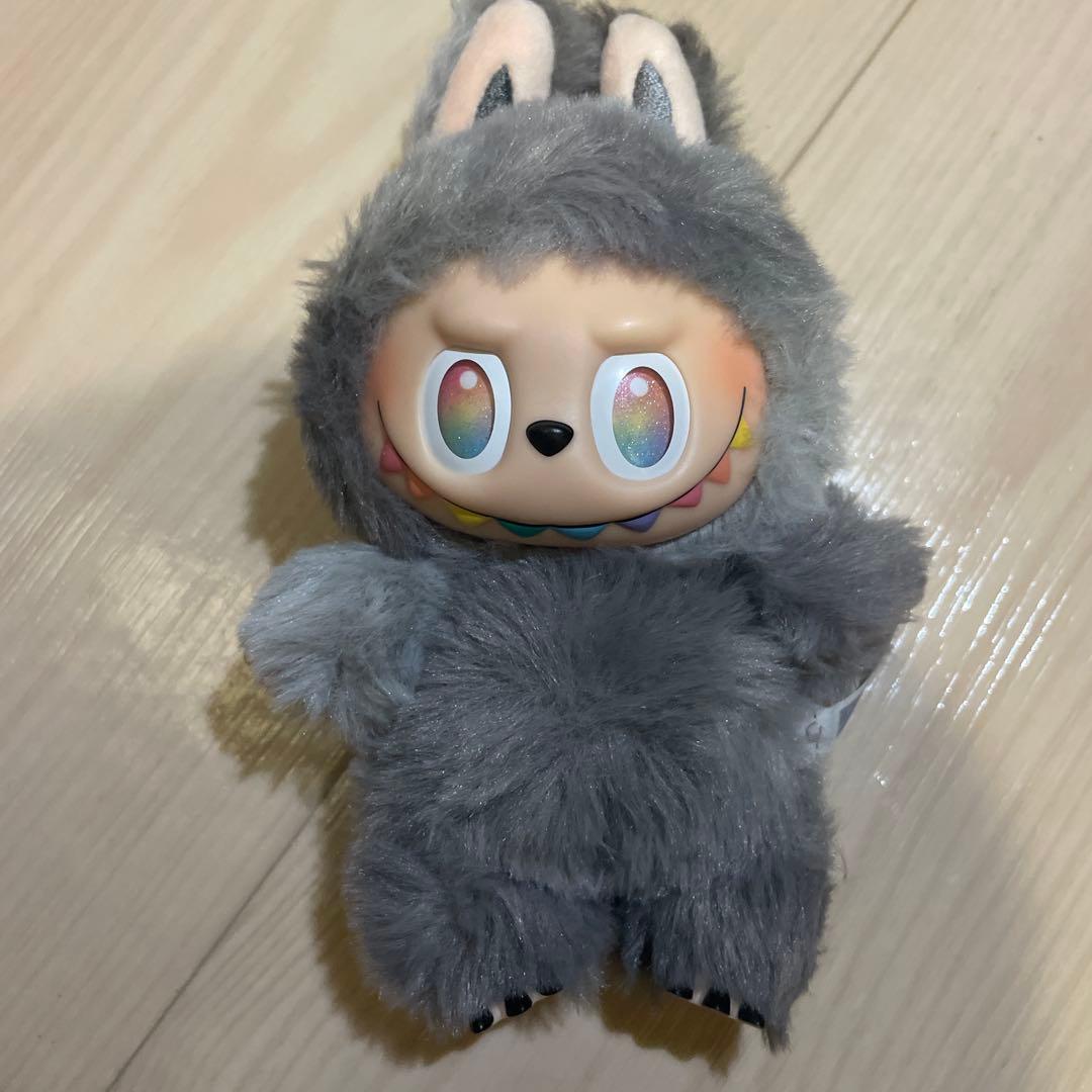 ゆ*う様 正規品　ラブブ LABUBU エナジー シークレット 黒