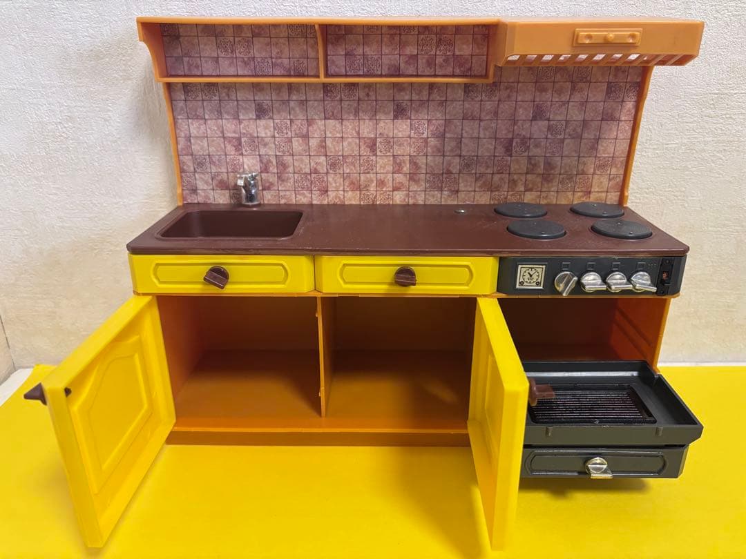 オランダ版シンディちゃん フルール キッチンセット かわいい！ドールハウス1/6