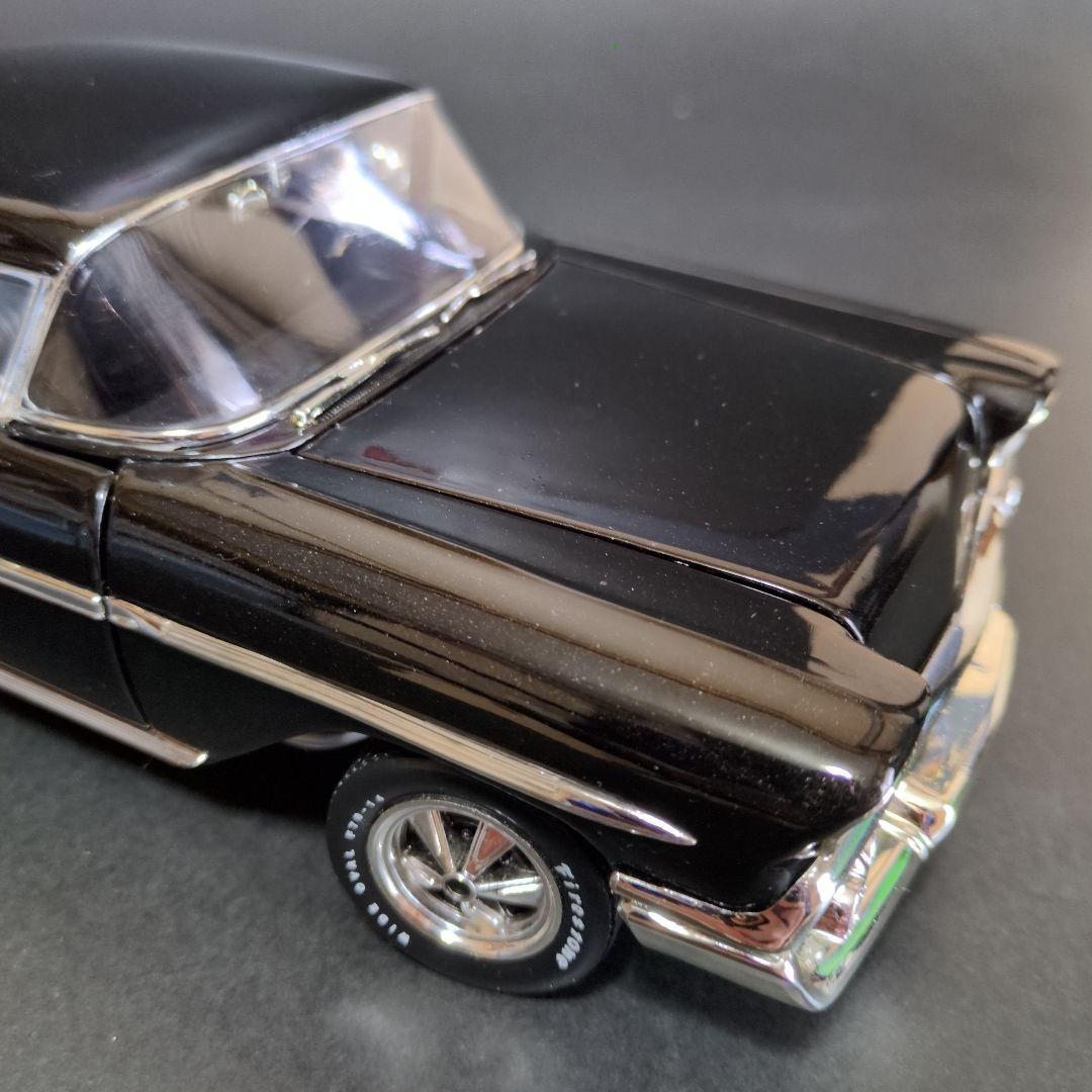 1/18ミニカー　CHEVY　 58’IMPARA