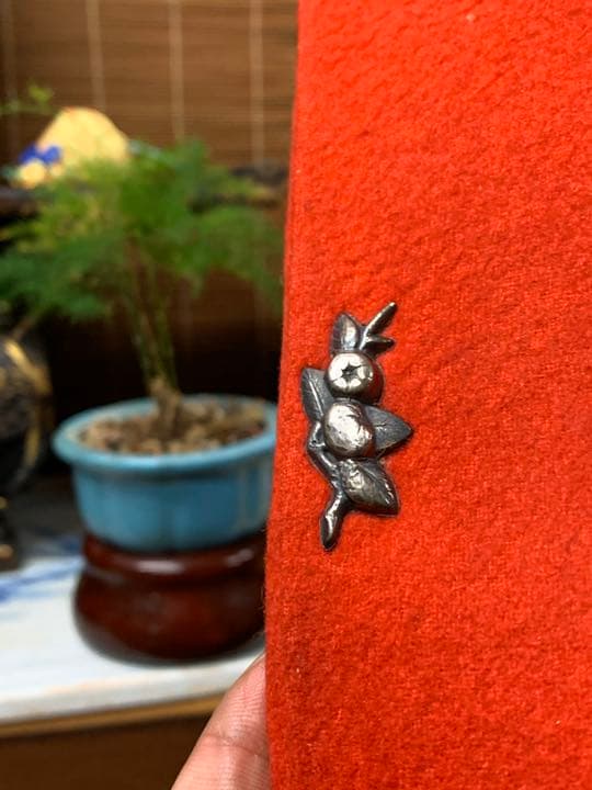 開運　赤財布　銀細工　ビンテージ　江戸時代の財布？　たばこ入れ？　布製