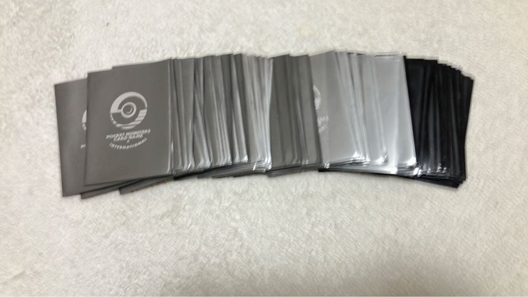 ミ*ル様 ポケモンカード旧裏&遊戯王　まとめ売り　【値下げ不可】