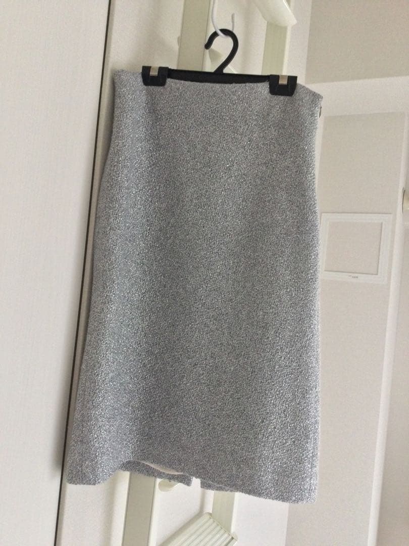 マディソンブルー　PENCIL LINEスカート　MB241-6007