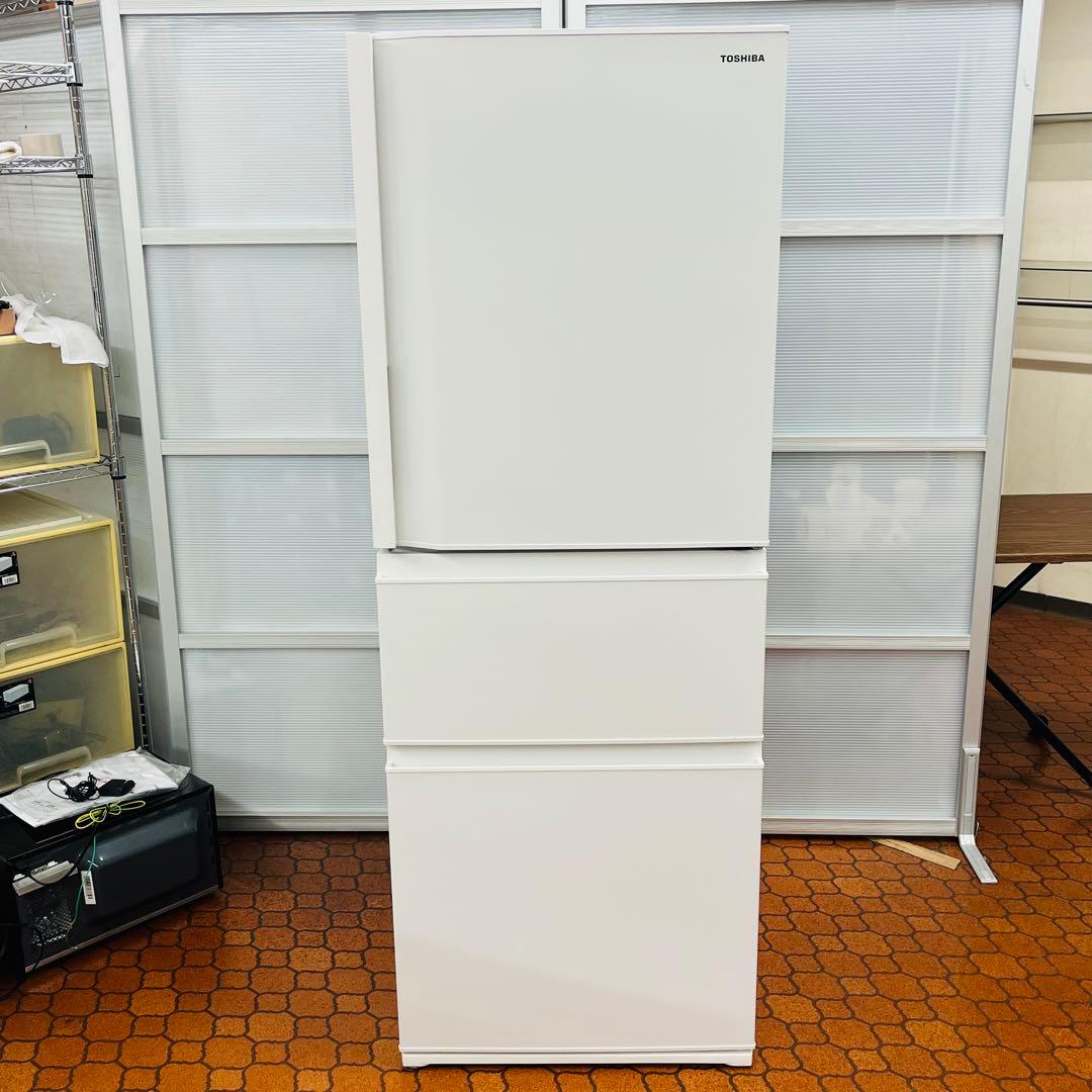 【美品】TOSHIBA 冷凍冷蔵庫 GR-V33SC (WU) 2024年製