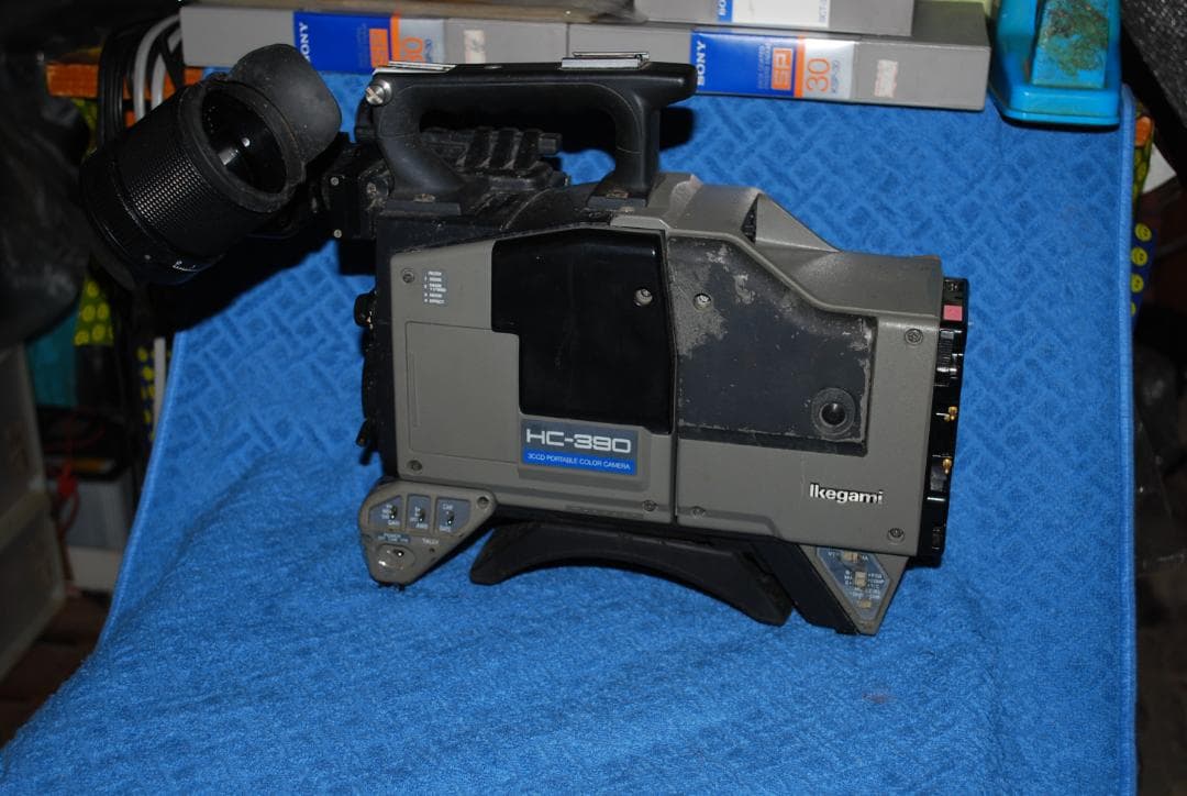 池上業務用カメラHC-390中古ジャンク品の出品です。