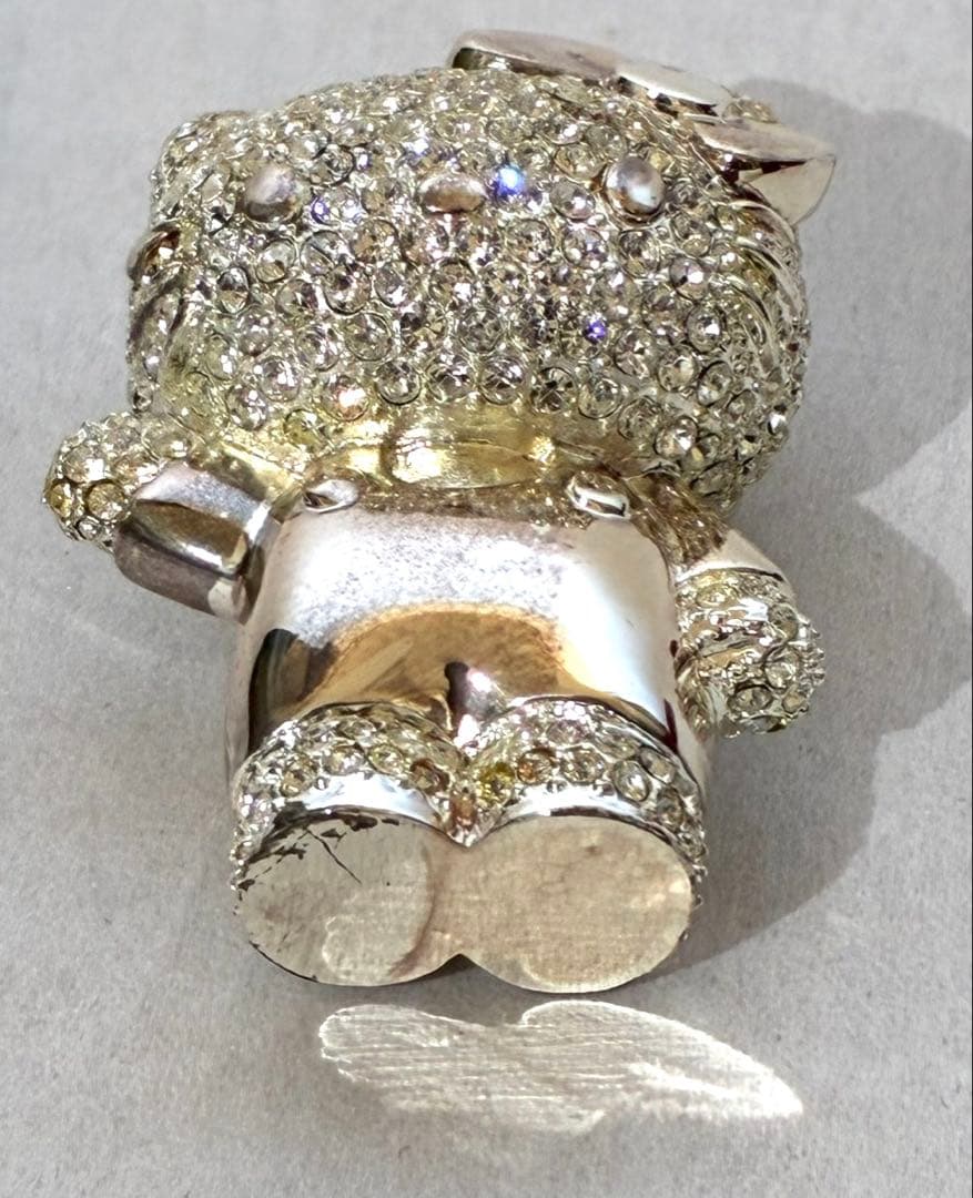 ハローキティー　30周年　スワロフスキー