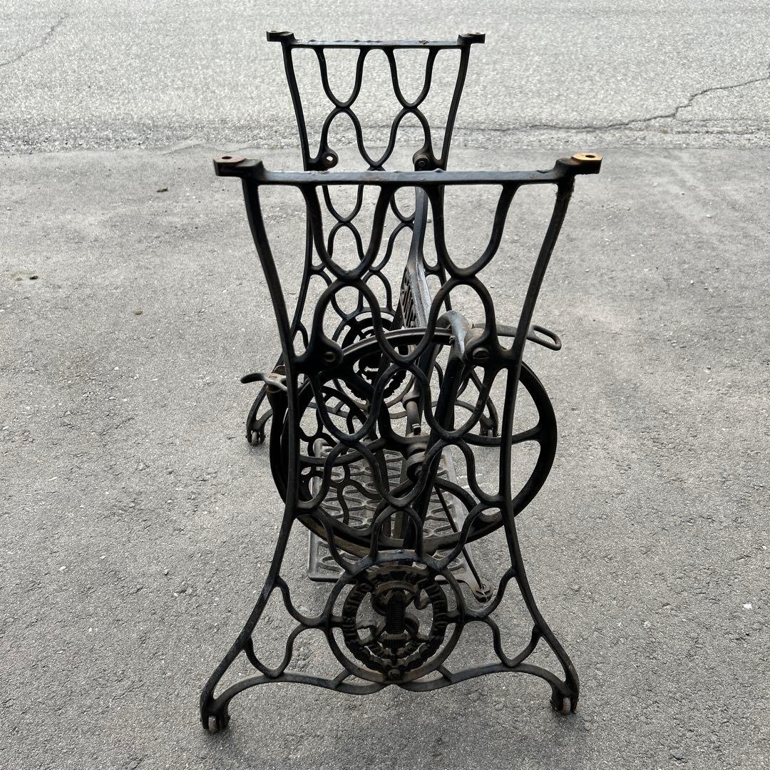 シンガー　網目ミシン脚　ミシン台　テーブル脚　アンティーク　レトロ　b10