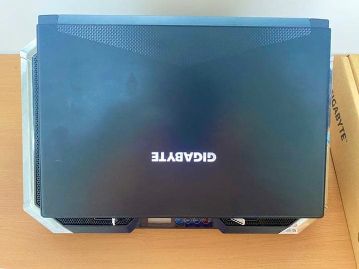 グラフィックボード・グラボ・ビデオカード GIGABYTE AERO 15x