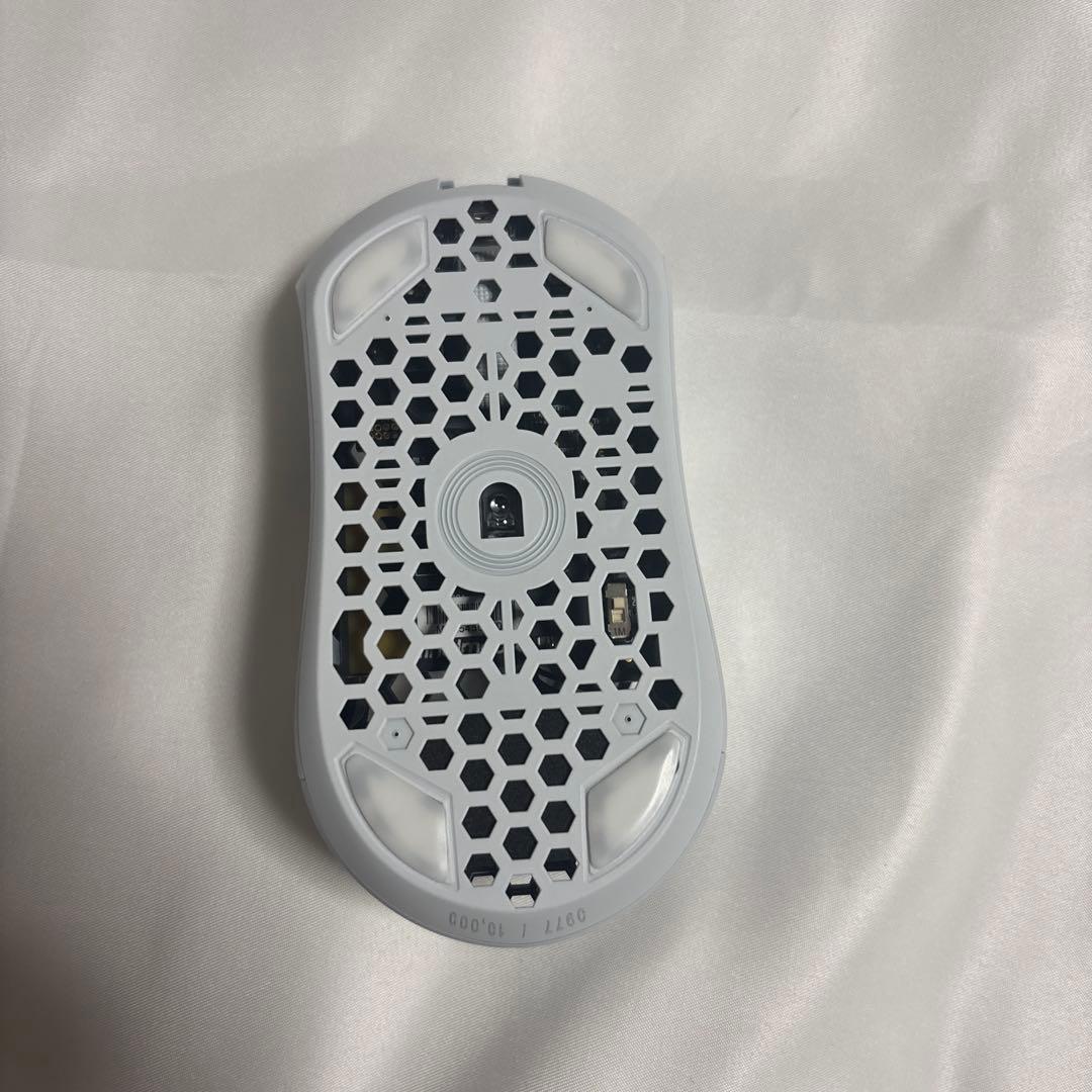 Finalmouse UltralightX Frostlord Mサイズ