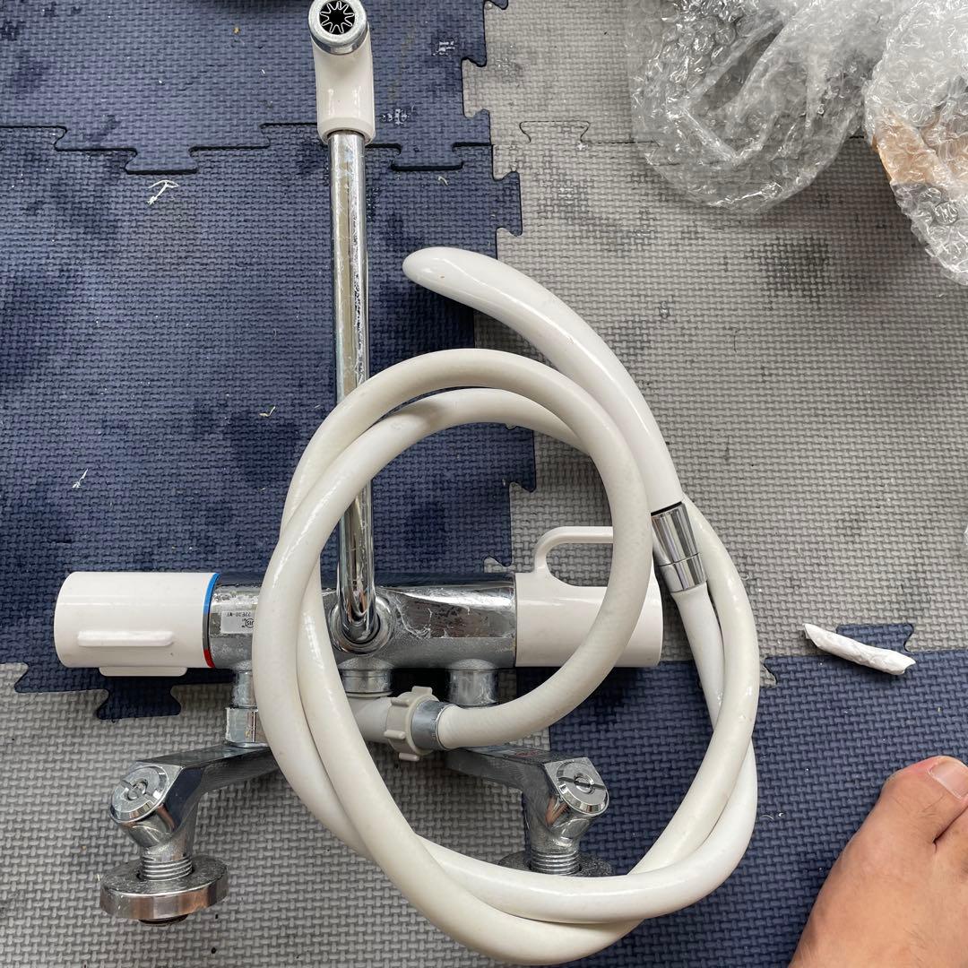 LIXIL シャワー混合栓 ハンドル付き