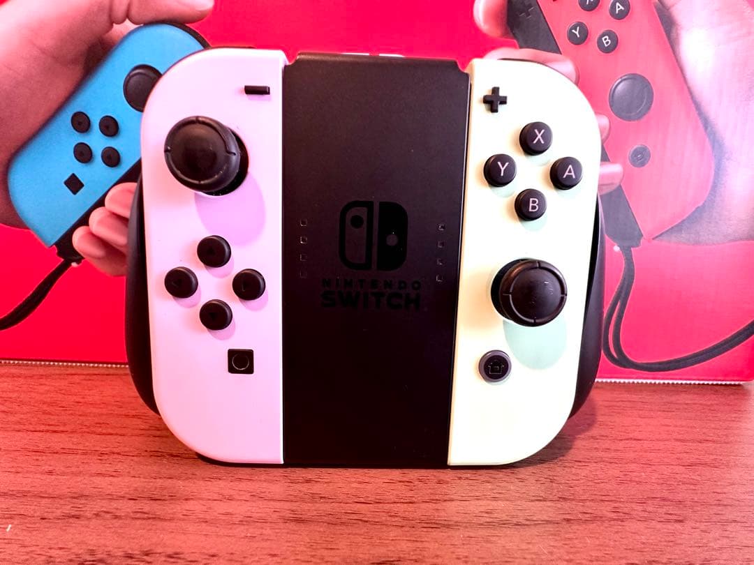 【良品】Nintendo Switch 本体 おまけ付き コントローラ変更済み
