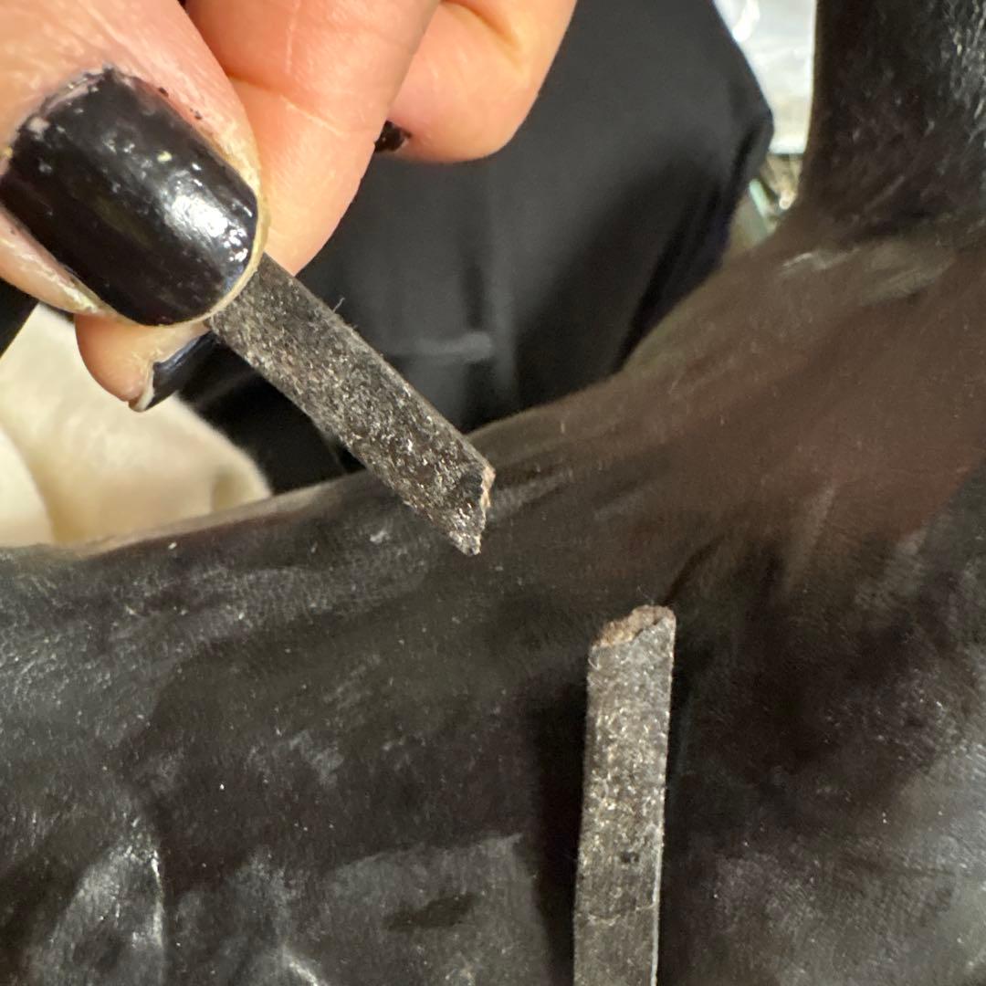 ヴィンテージ　革の黒い馬