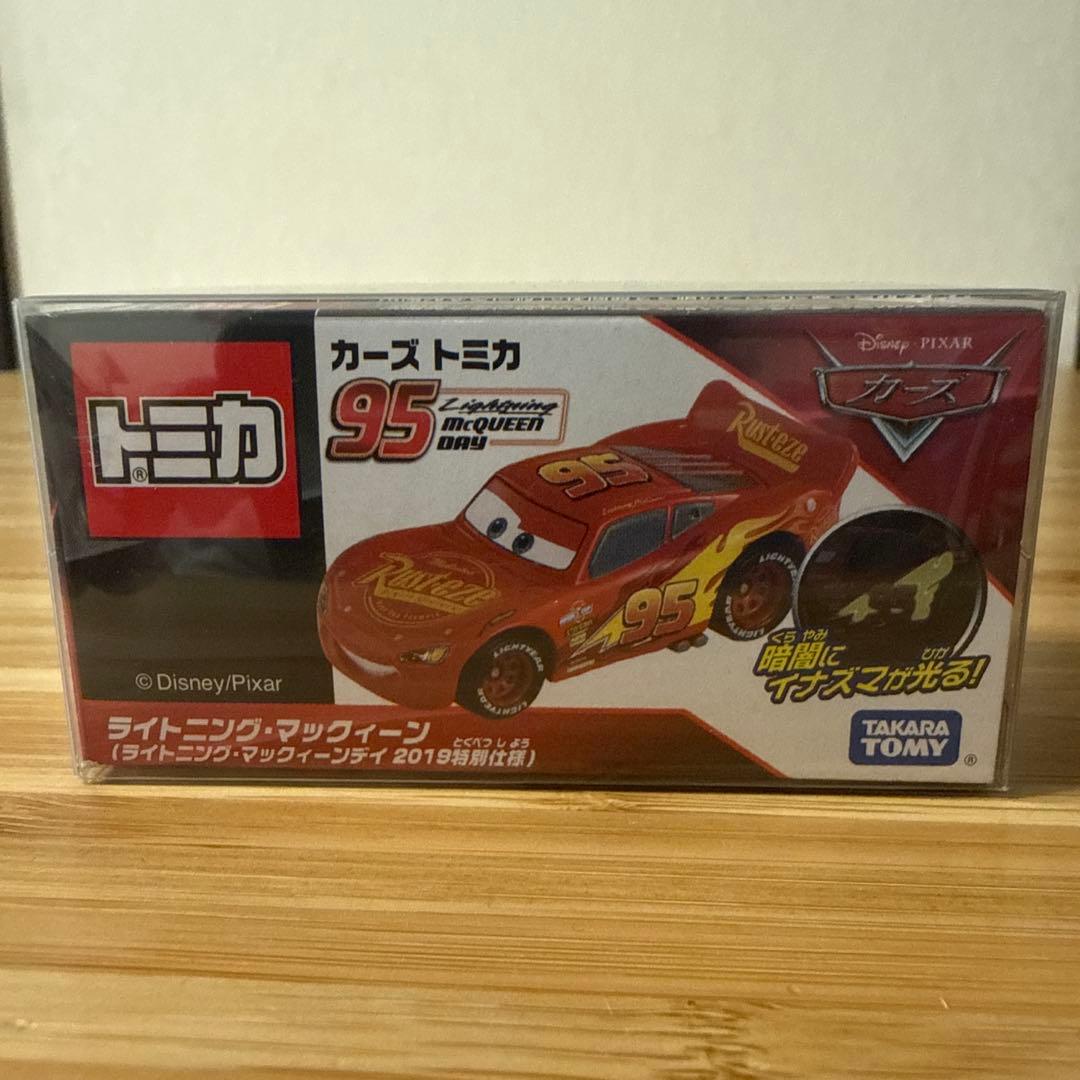 トミカ カーズ ライトニング・マックィーンライトニング・マックィーンデイ2019