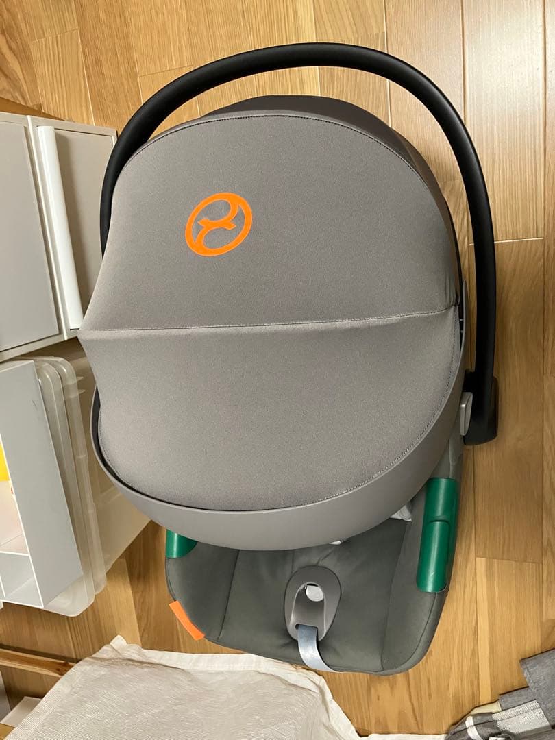 Cybex Aton S2チャイルドシート ベース付き グレー