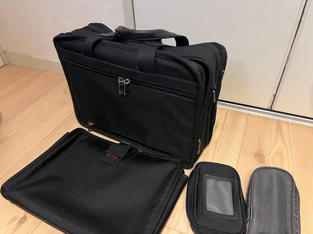 【美品とオマケでもう一個】TUMI エクスパンダブルオーガナイザー26141D4