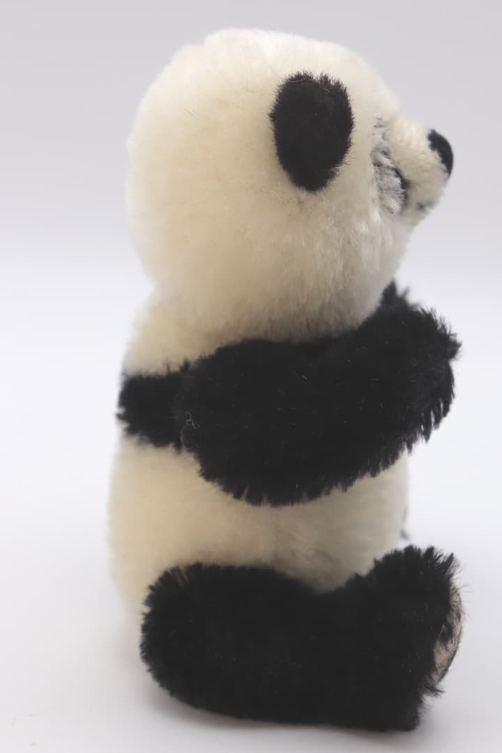 Steiff 北京PANDA 1,000体日本限定品ぬいぐるみ 約18cm