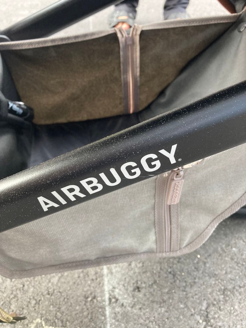 ペットカート エアバギーDOME3 AIRBUGGYサイズラージ ベージュと迷彩