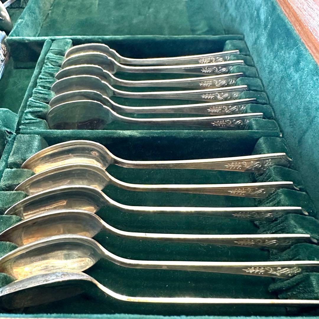 銀製SILVER950 3355ｇWAKOカトラリー83点セット