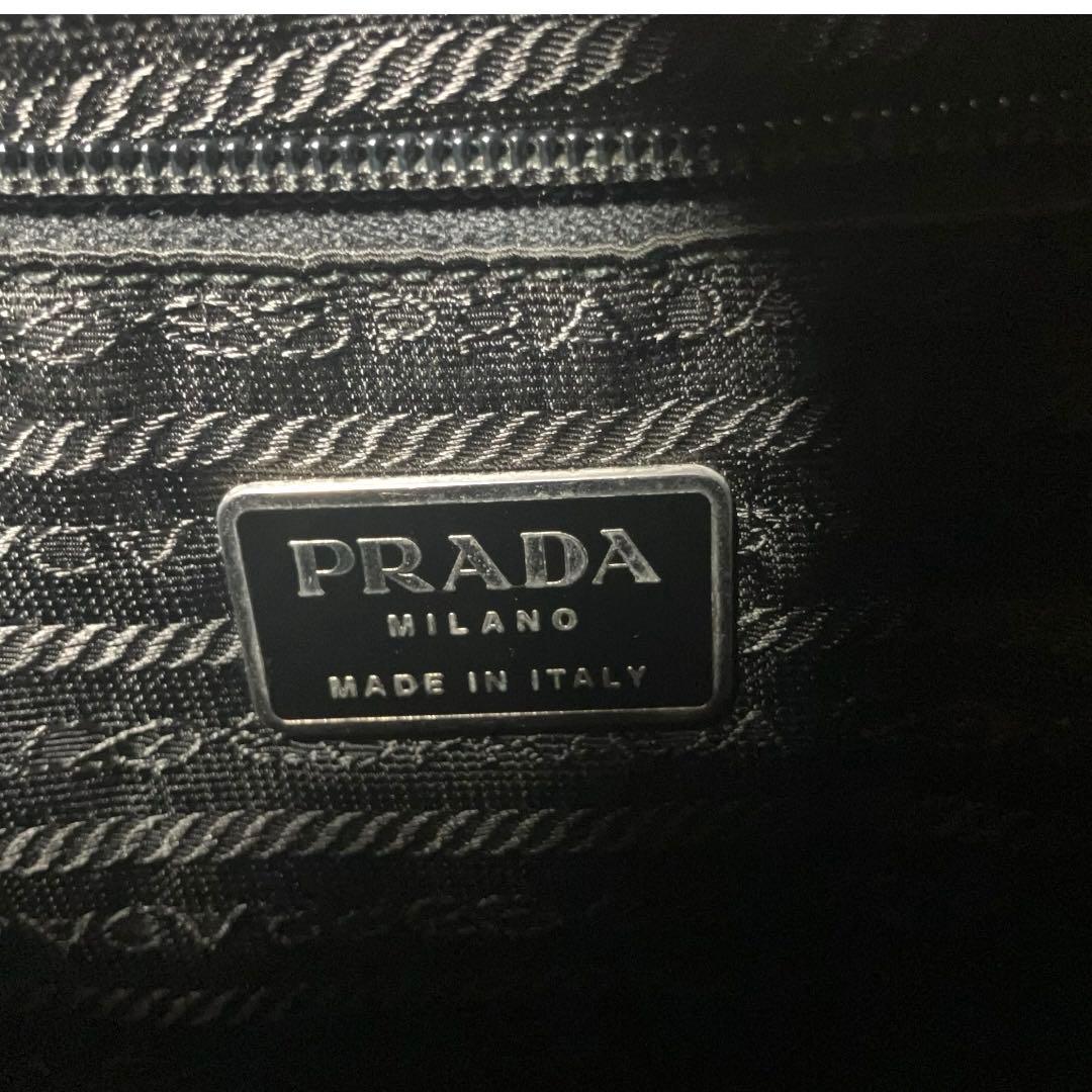 PRADA 三角ロゴ　ワンショルダーバッグ　肩掛け　ナイロン　ブラック　三層