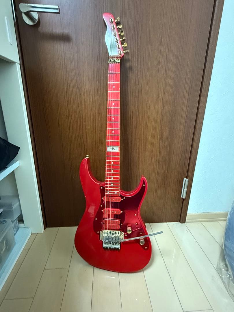 L'Arc〜en〜Ciel kenモデルギター