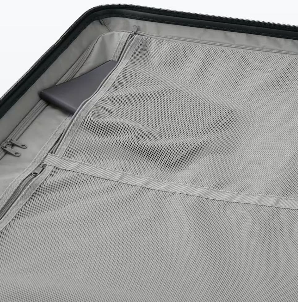 無印良品バーを自由に調節できる　ハードキャリーケース（105Ｌ）