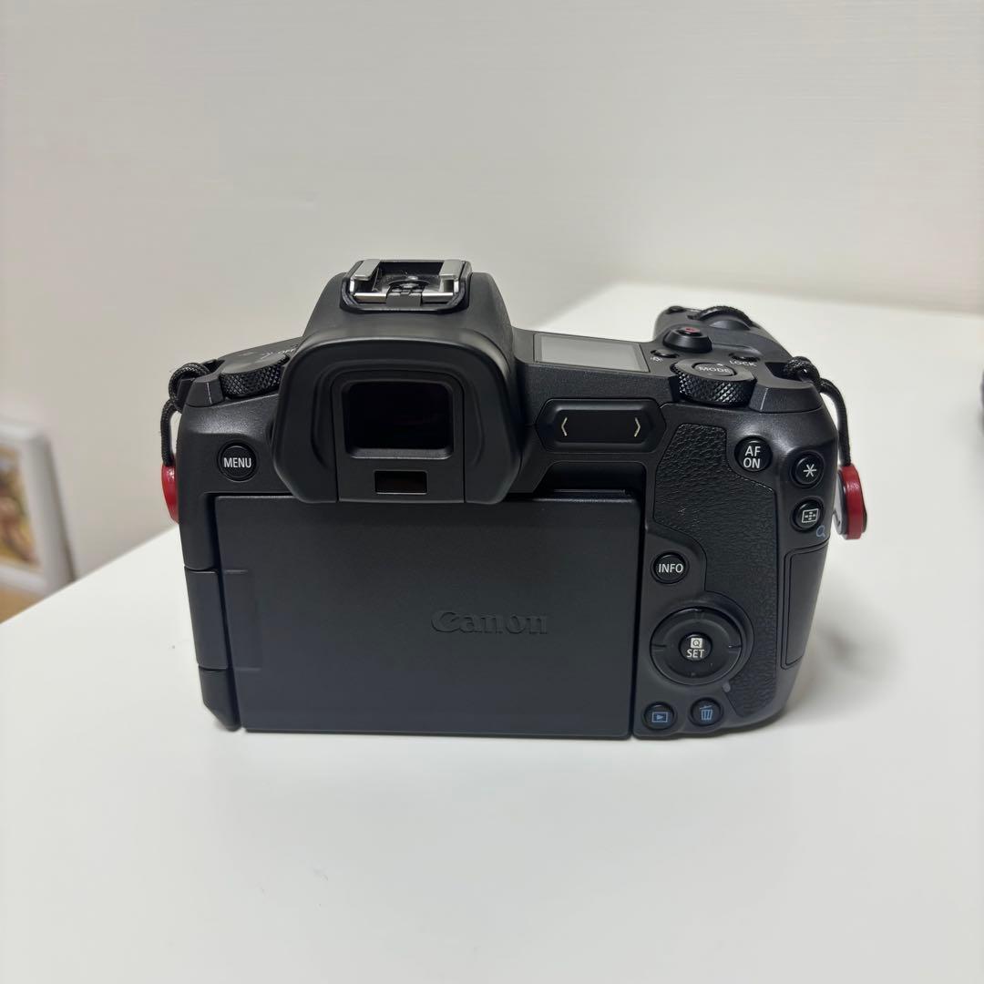 Canon EOS R ミラーレスカメラ