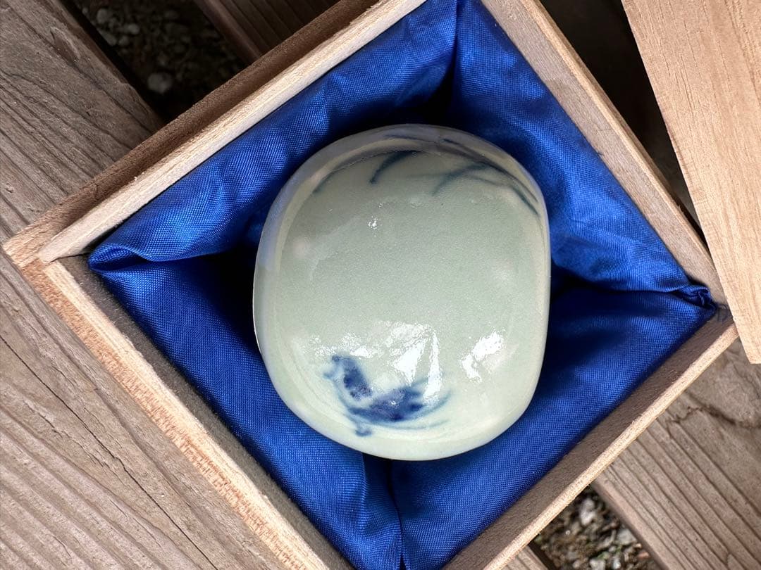 書道具　墨入れ