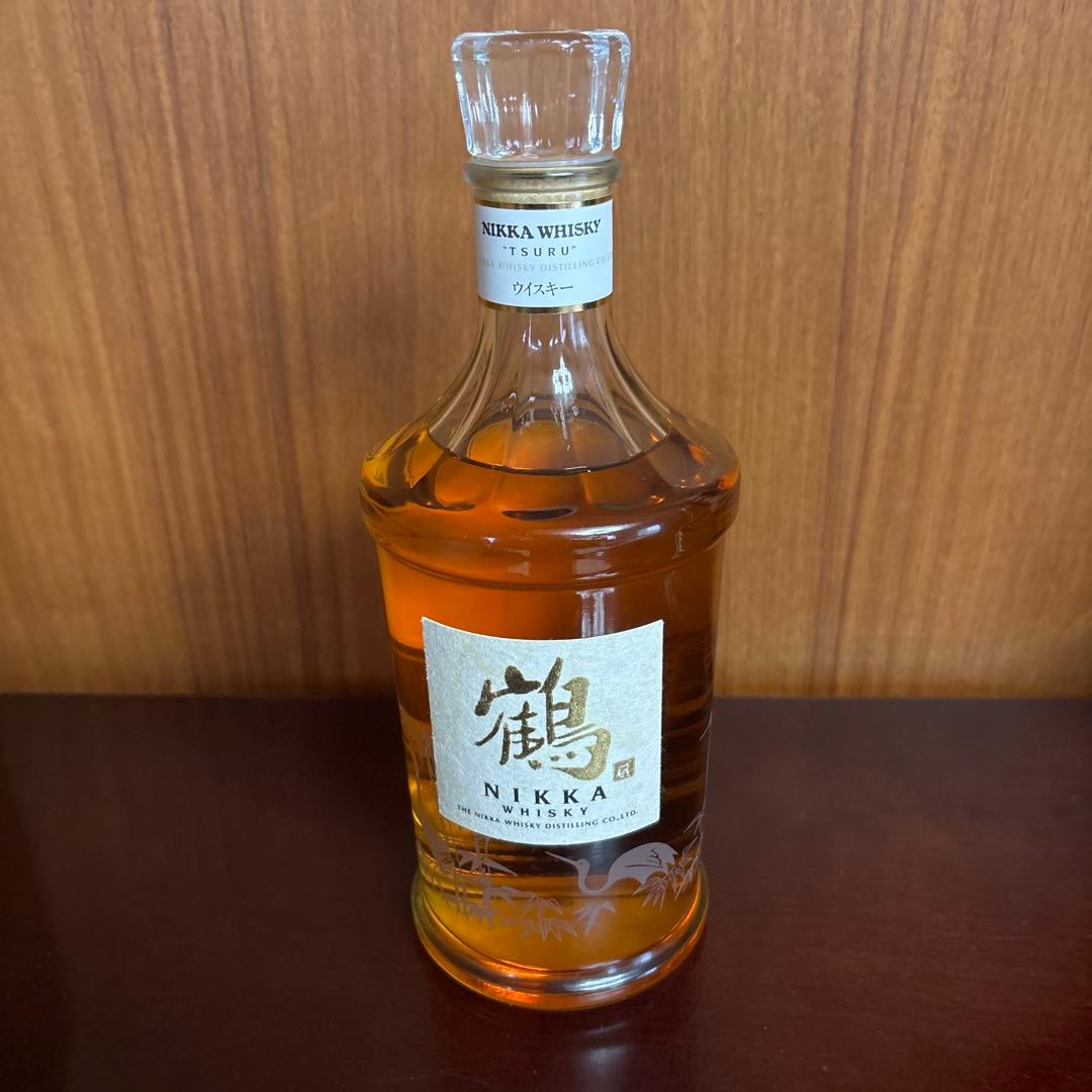 NIKKA TSURU ニッカ　ウイスキー　鶴 スリムボトル700ml