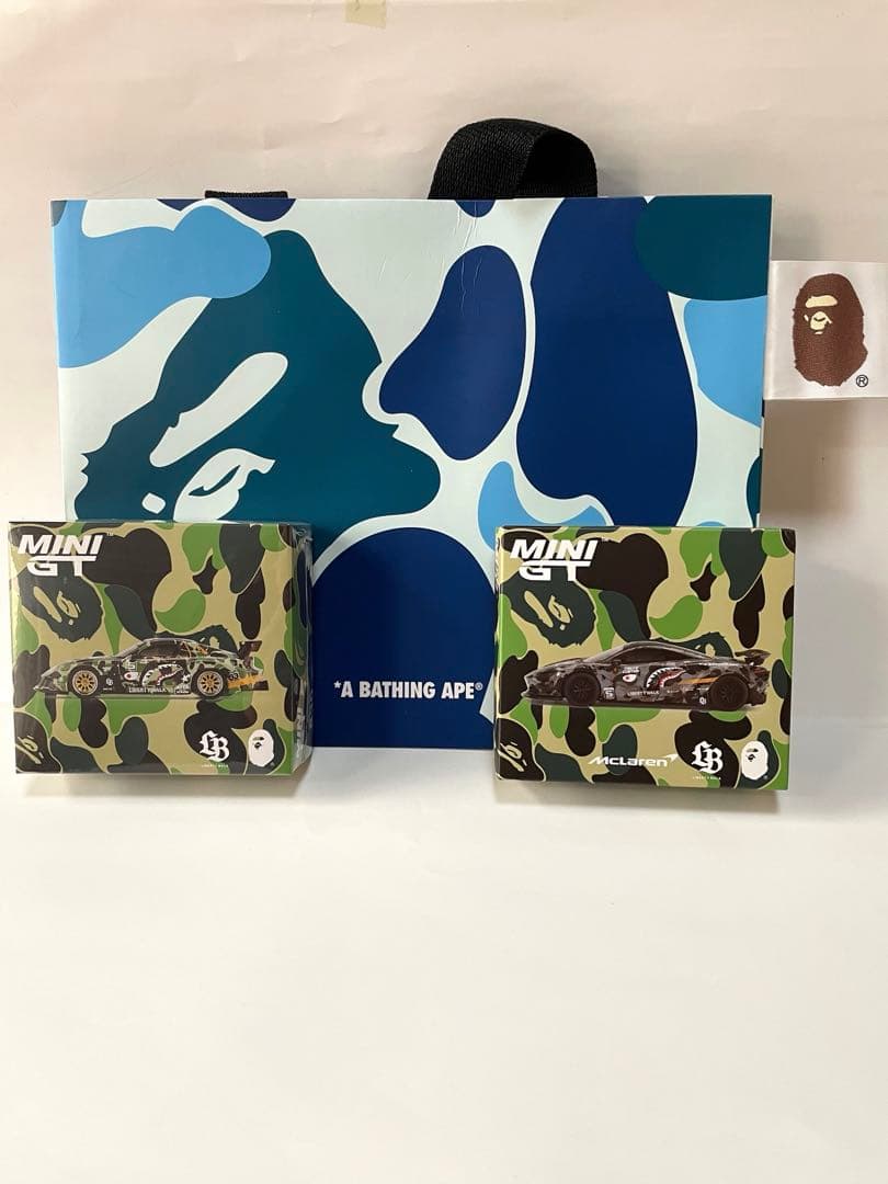 MINIGT LIBERTY WALK×BAPE RX7/McLaren720S