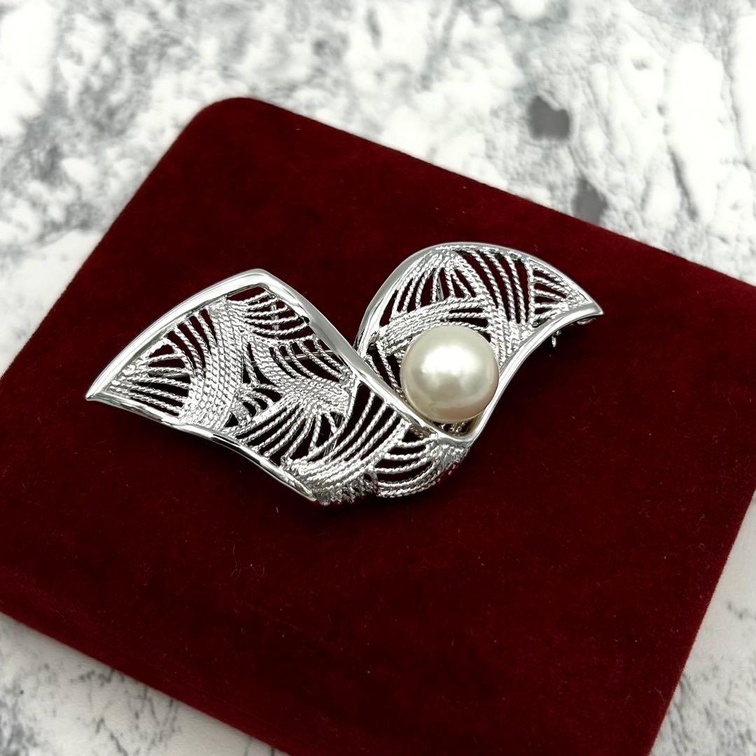極美品✨ ブローチ パール 白蝶真珠 パールブローチ 10.5mm シルバー