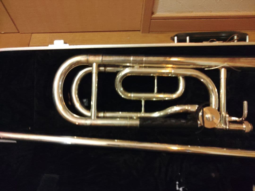 ヤマハ　トロンボーン　シルバーysl-8420s