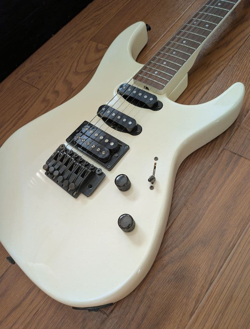 80's Fernandes リボルバー