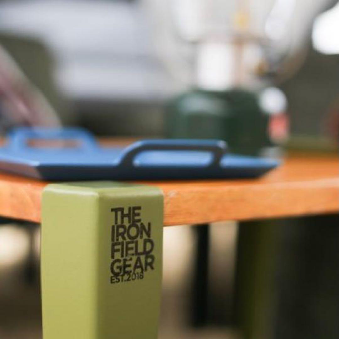 かたつむり 　 鉄の足[ S ] テーブルの足4本