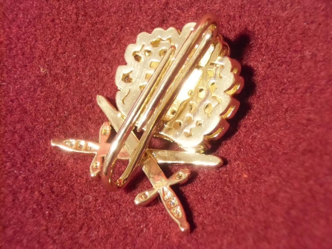 ⊞ドイツ軍の勲章/徽章＊騎士鉄十字勲章＊リボンループ金色（ＣＯＰＹ/複製品）