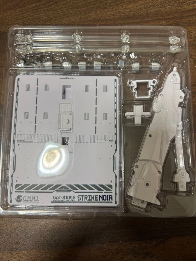 開封品メタルビルド ストライクノワールガンダム