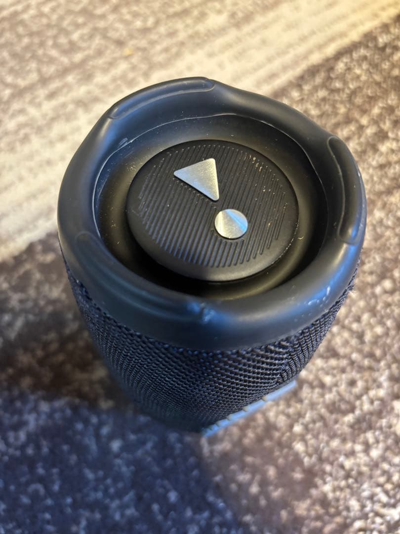 JBL charge5 ワイヤレススピーカー　カバー付き　音質良き