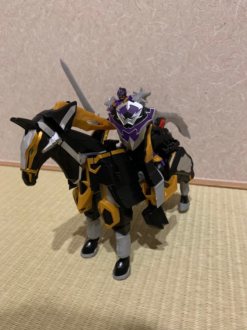 組み立て済み　スーパーミニプラ　マジキング ウルカイザー smpセット