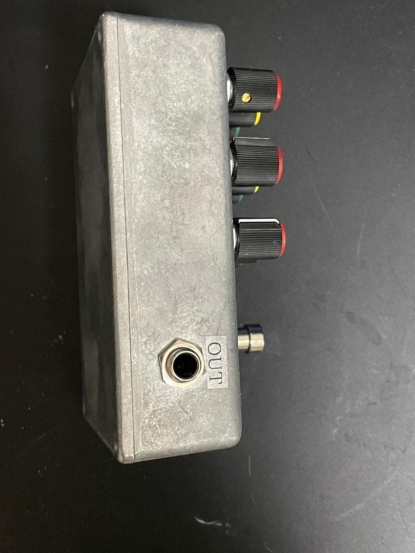 中古 マスタリング クオリティ・アナログ小型4バンド パラメトリックイコライザー