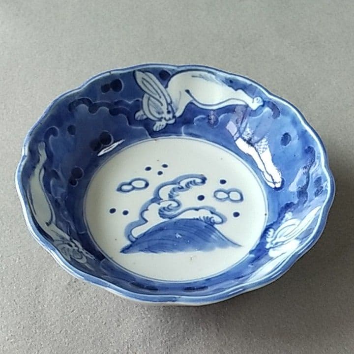 古伊万里波うさぎ文皿　古伊万里うさぎ文皿　古伊万里皿　古伊万里染付皿