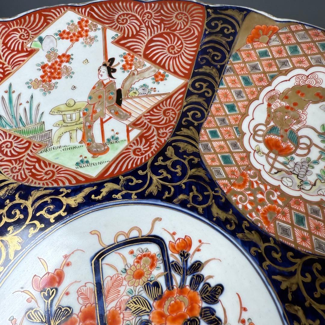 幕末〜明治期　赤絵　花籠文菊花形大皿　獅子牡丹　人物画　上手物　直径40.7cm